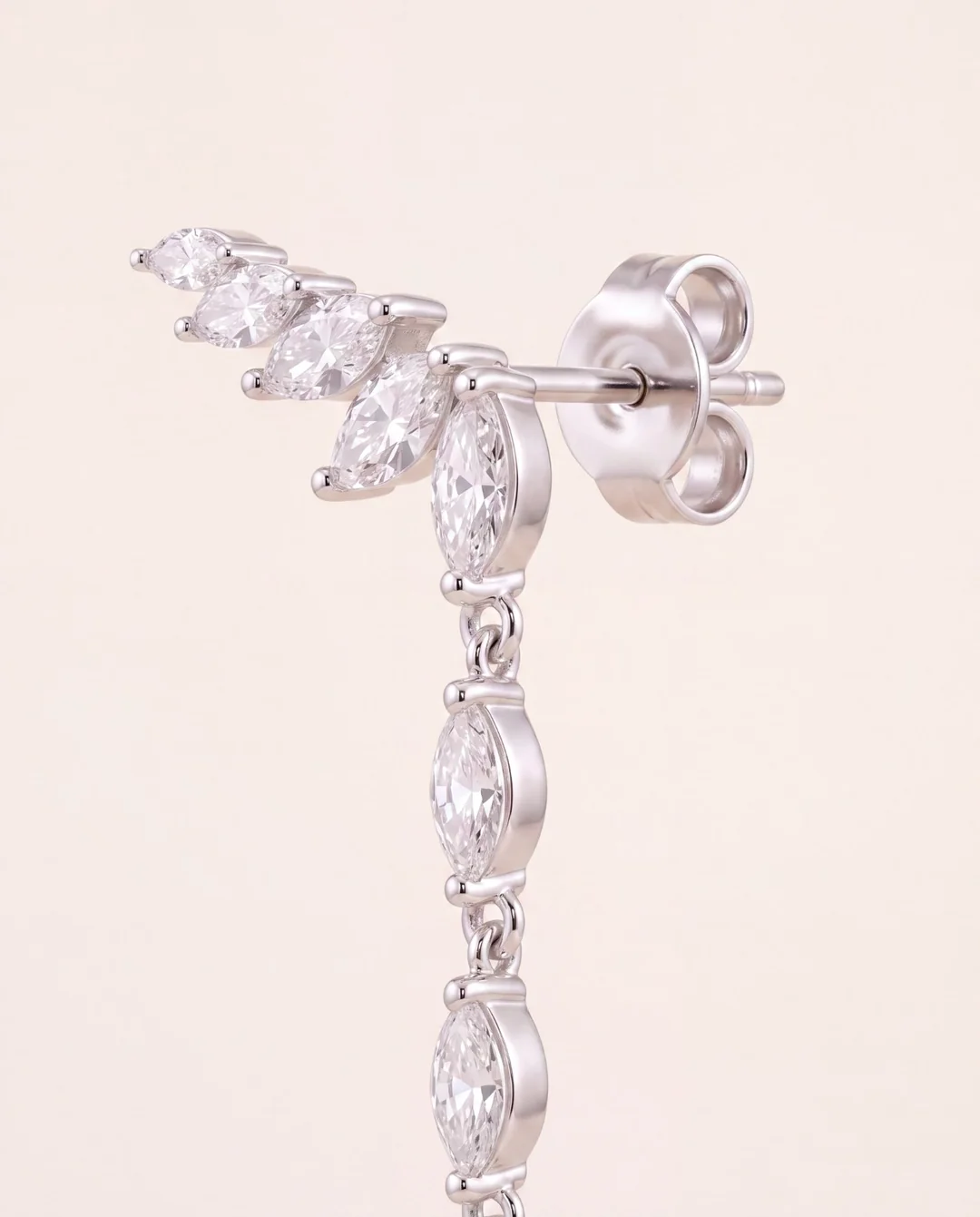 Orecchini Amabile Eternal Pendente con Zirconi Marquise Bianchi a Cascata 