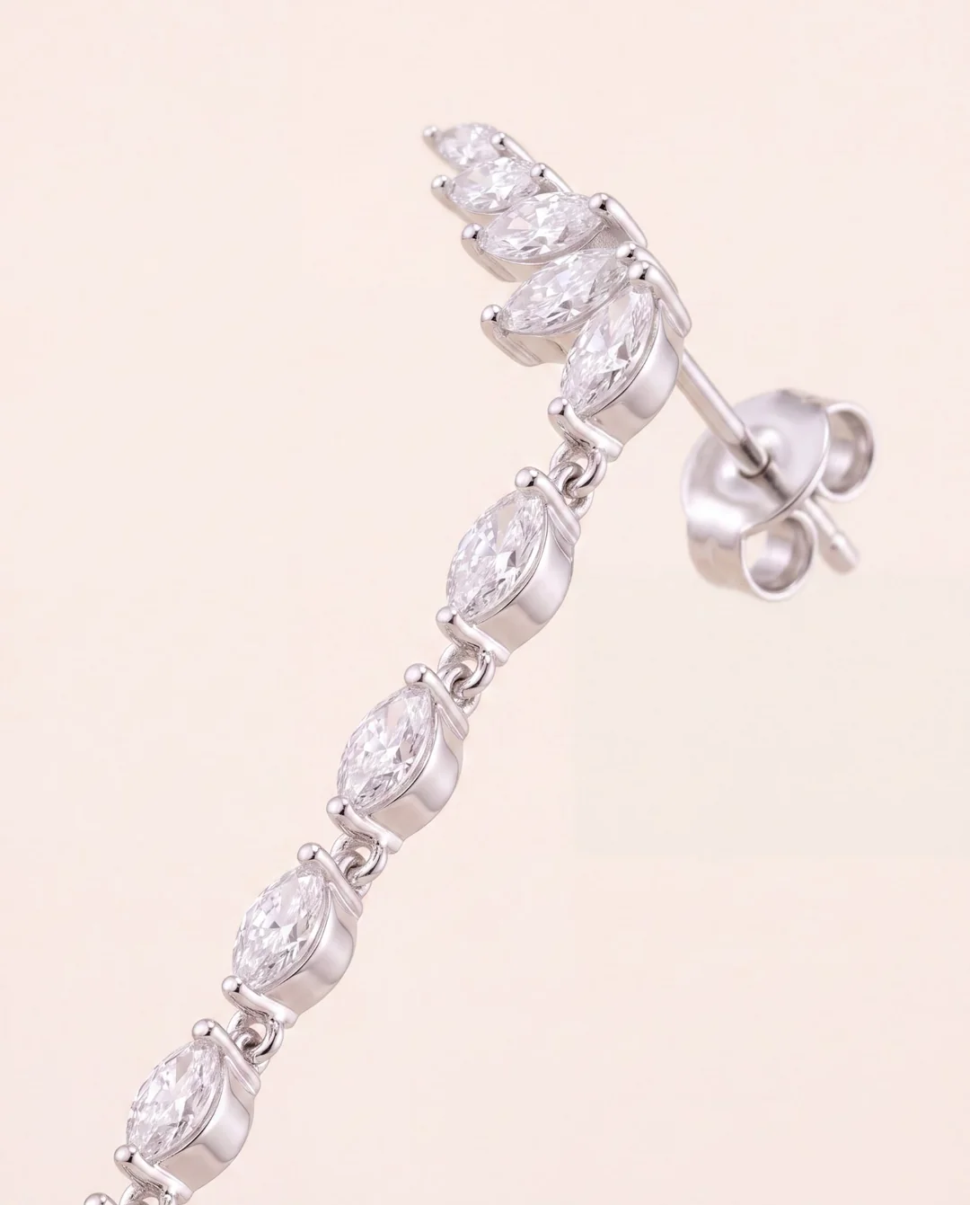 Orecchini Amabile Eternal Pendente con Zirconi Marquise Bianchi a Cascata 