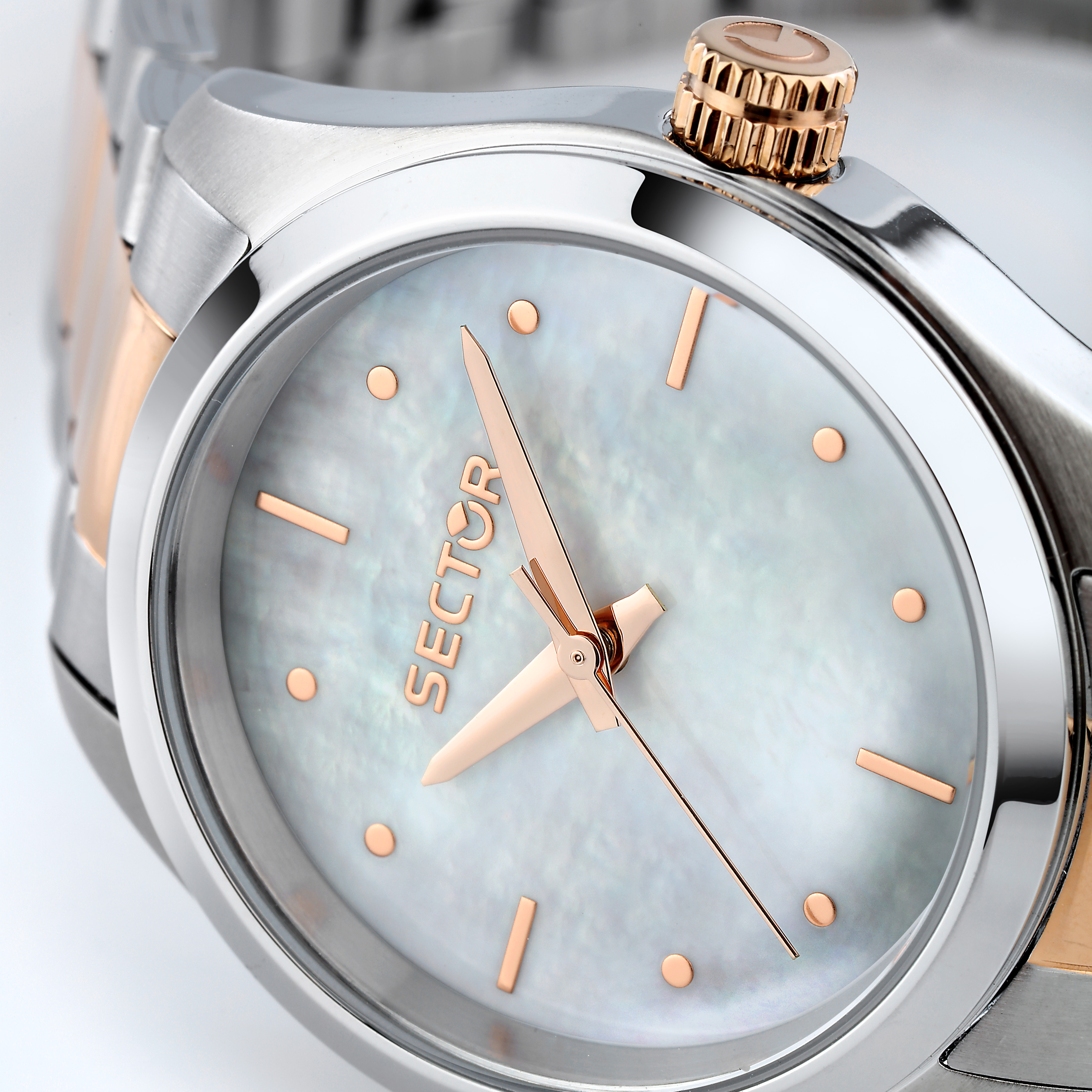 2216_14841_r3253578508_6