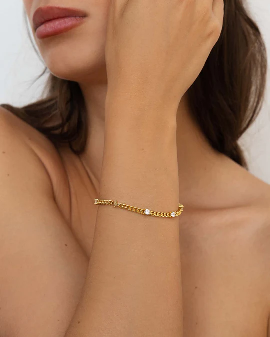 Bracciale Donna Amabile Light Dorato Regolabile con Logo e Zirconia 