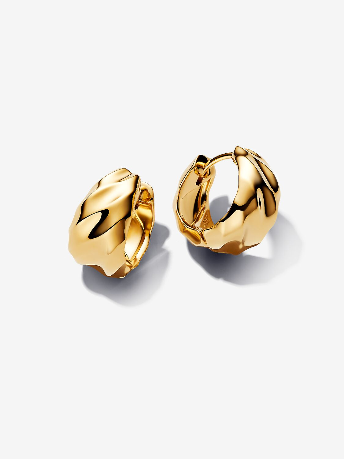 Orecchini Cerchi Pandora Dune Placcatura in Oro 14k