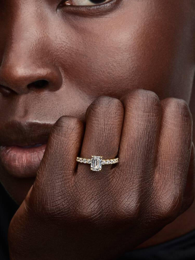 Anello Pandora Taglio Baguette Misura 52