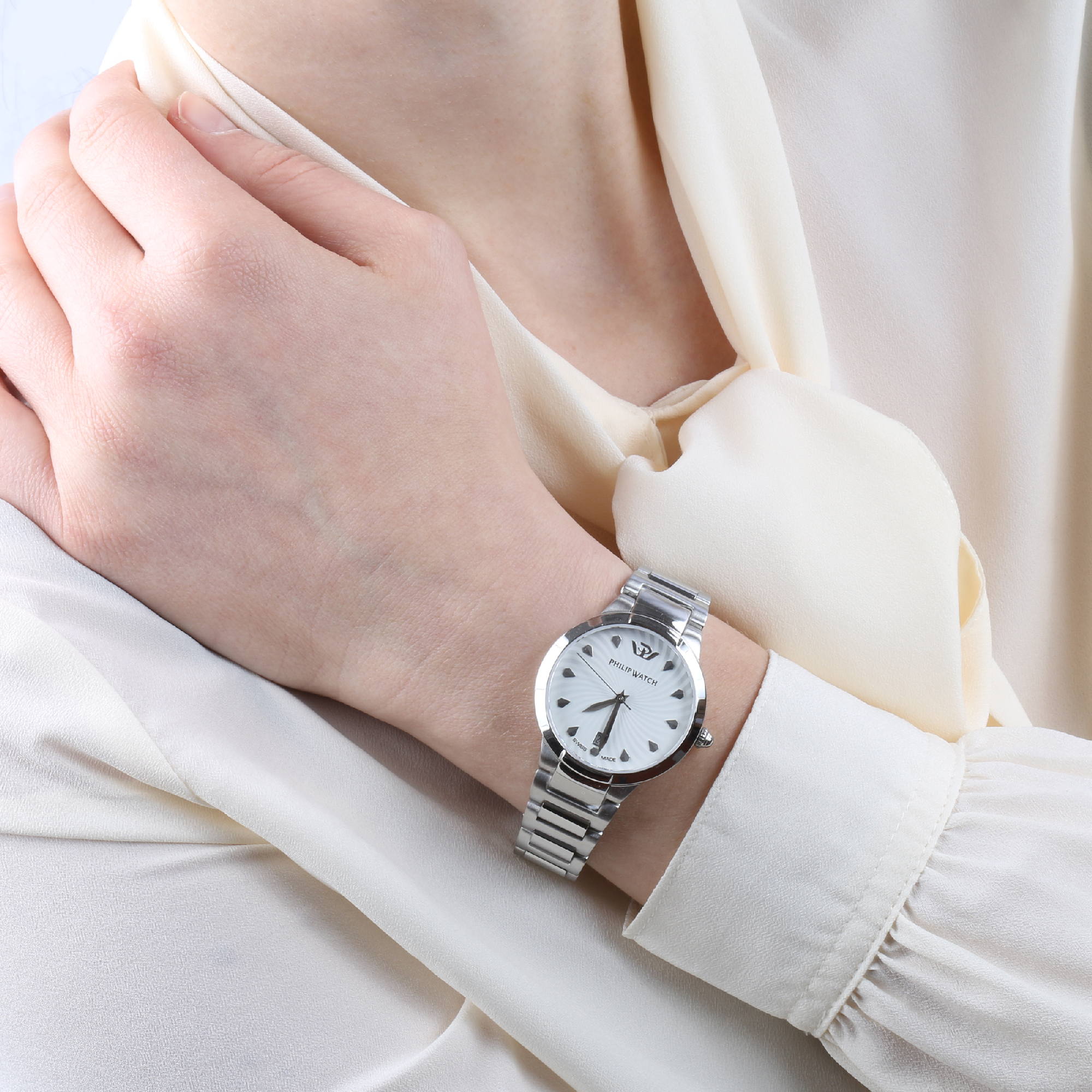 3611_12325_r8253599506_4