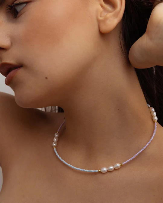 Choker Dorato Donna Amabile Floral di Perle con Perline Celesti e Rosa 
