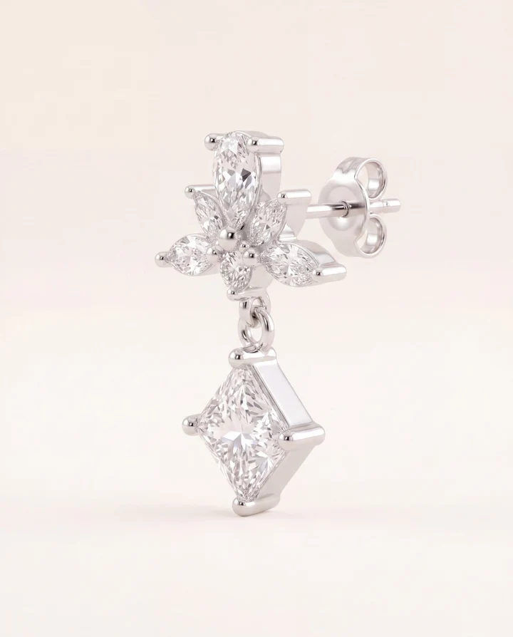 Orecchino Amabile Promise Chino Pendente Floreale con Zirconi Marquise e Princess Bianche 