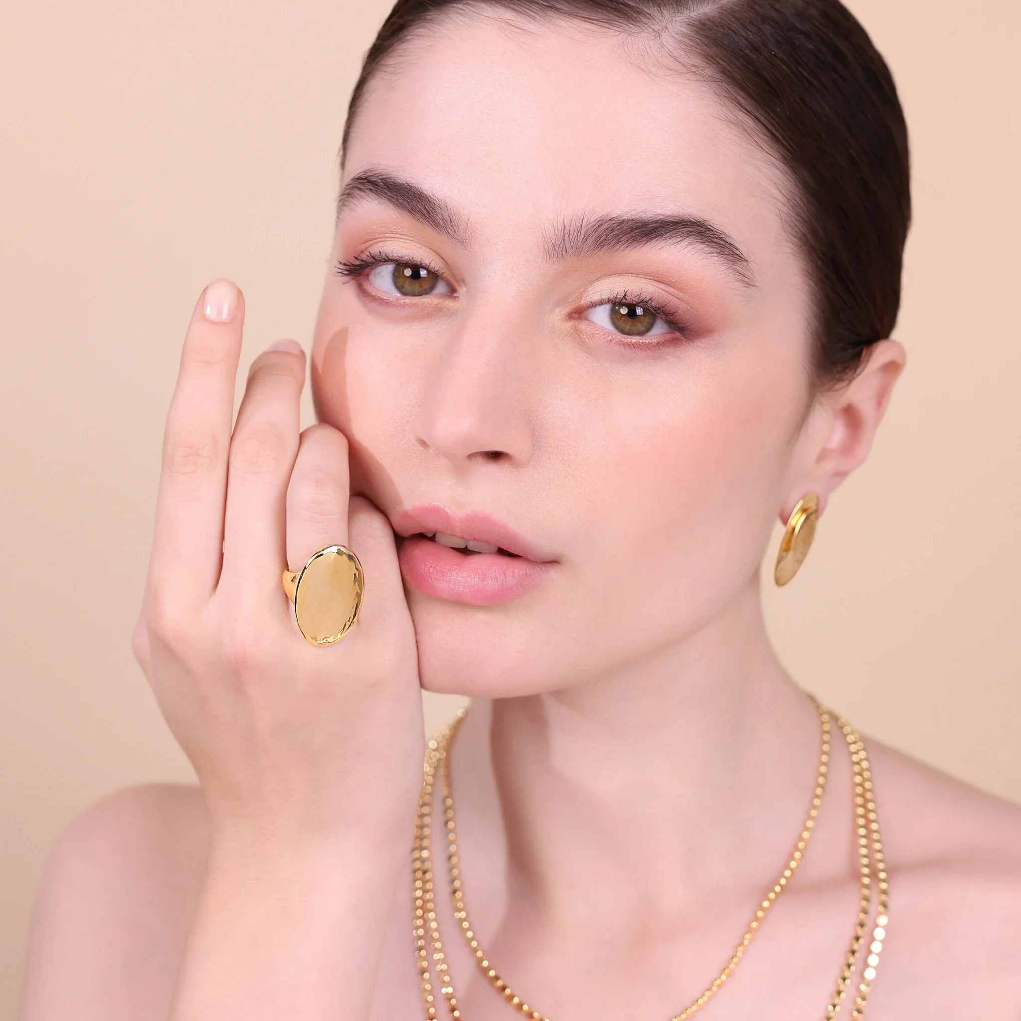 Anello Donna Etrusca Chevalier Martellato Forma Ovale