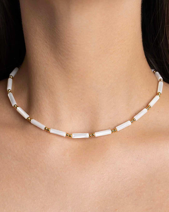 Collana Donna Amabile Shelly Dorata di Perle di Conchiglia Cilindriche 