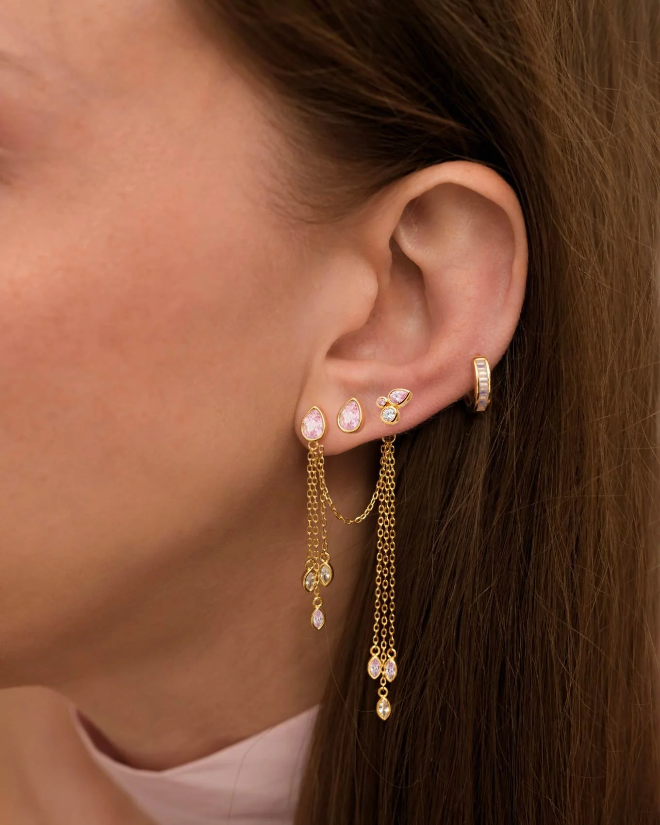 Orecchino Amabile Droplets con Zirconi  Rosa e Bianchi in Argento 925 Placcato oro 