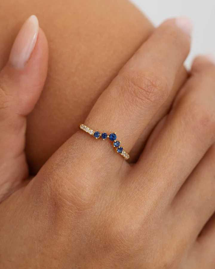 Anello Donna Amabile Chevron Midnight Dorato con Pietre Blu  Misura L