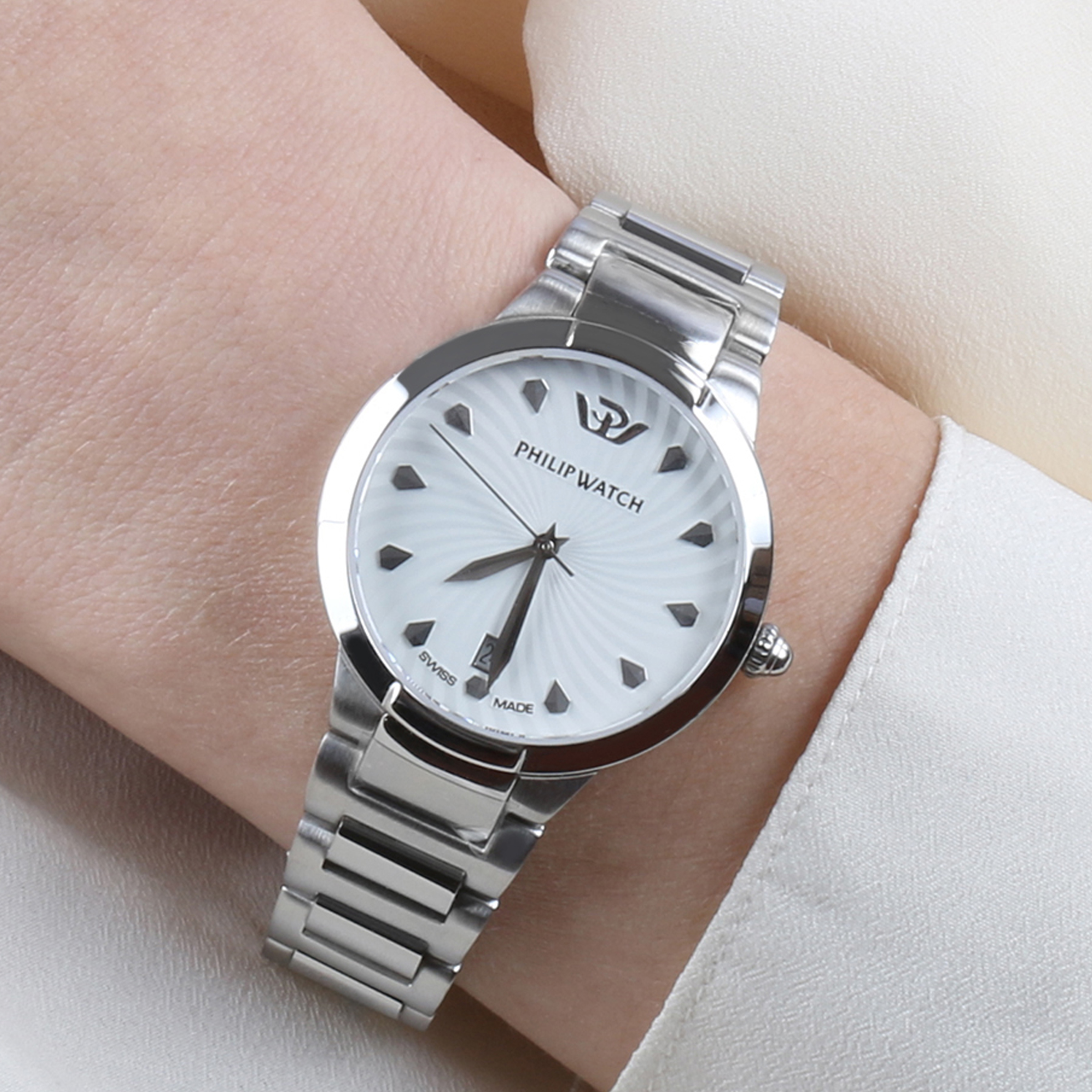 3611_12329_r8253599506_7