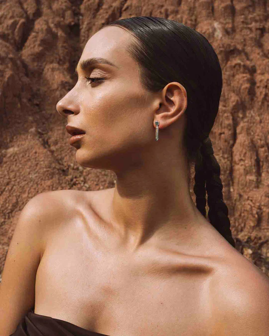 Orecchino Donna Amabile Savanna con Barretta Pendente Colorata 